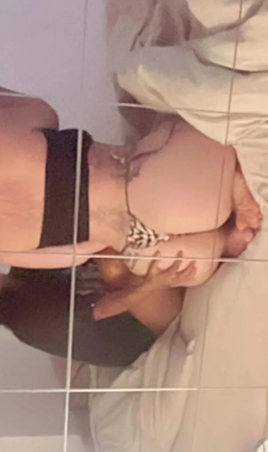 French emo girl, big ass and tits leak get fucked image 4