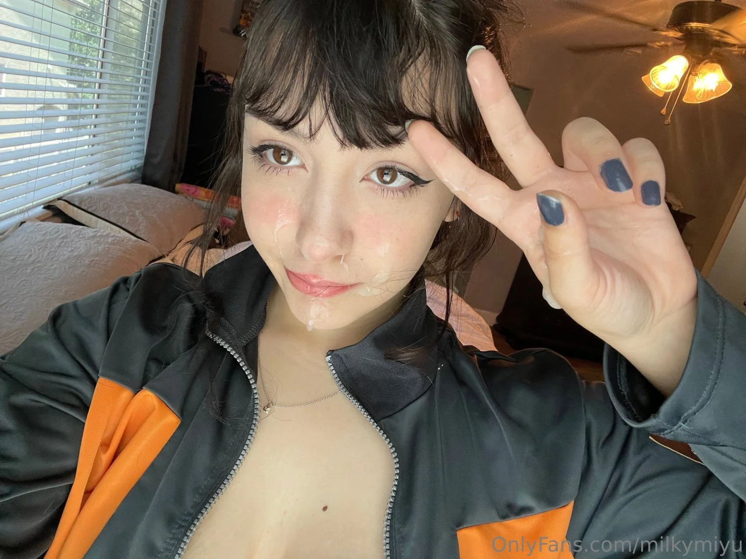 💦 Cumshooots image 2