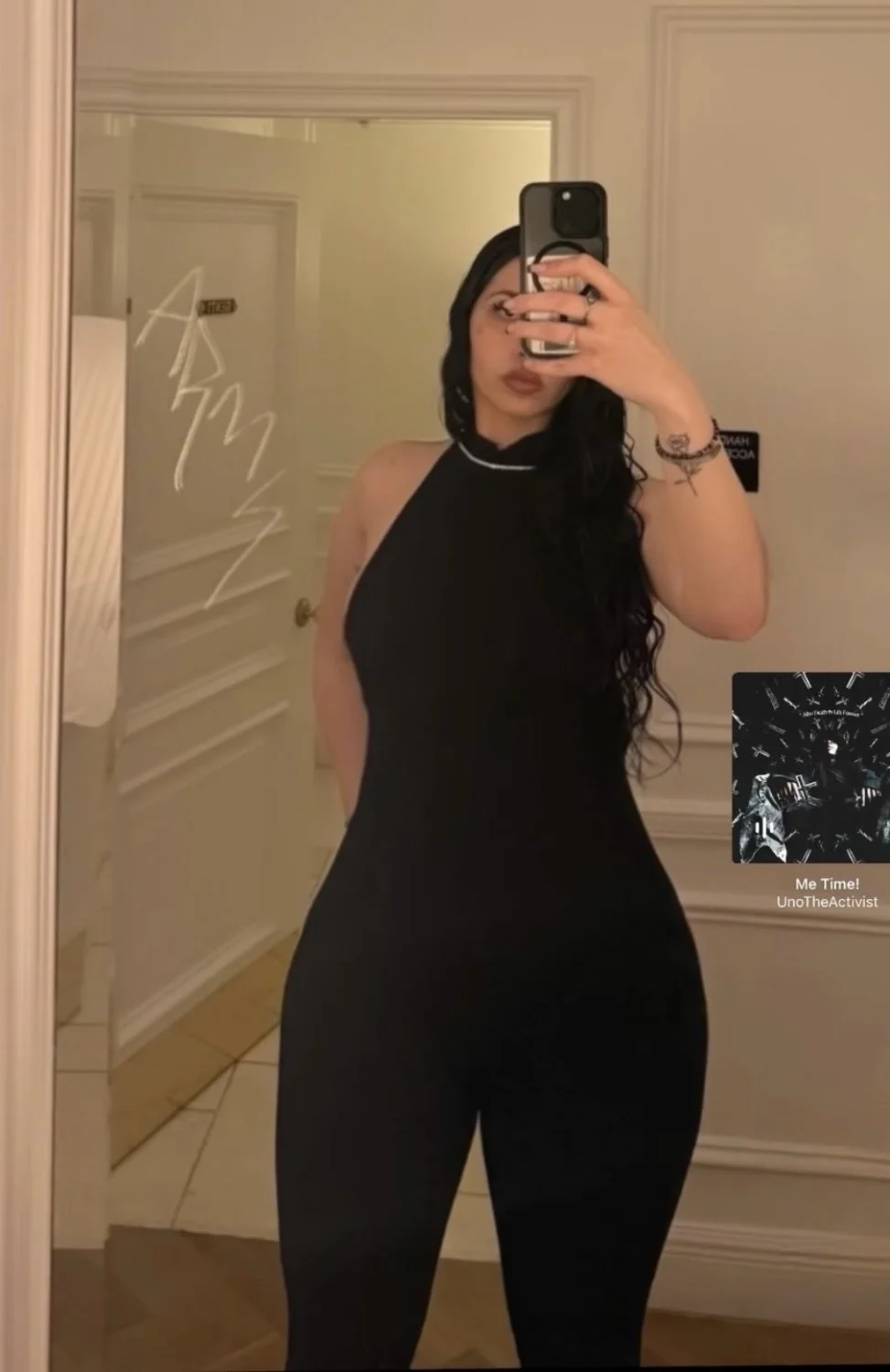 Big Booty Latina image 5