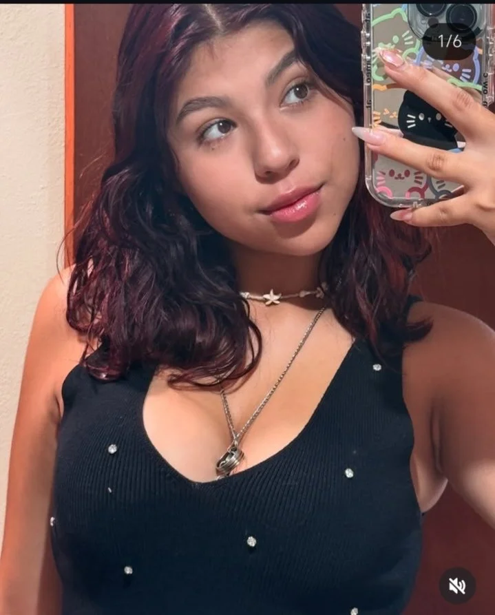Daniela puta (18 años)de Colima image 25