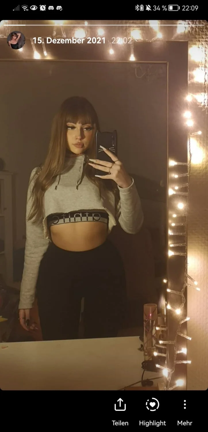 Petite Argentinian blonde Laura Part 2 image 18