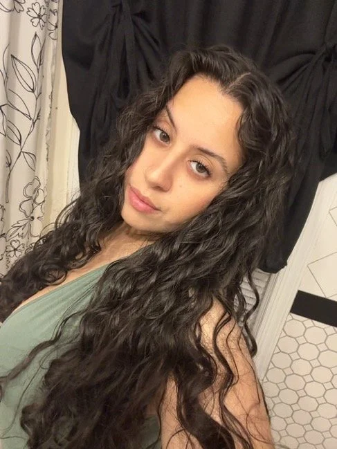 Latina image 2
