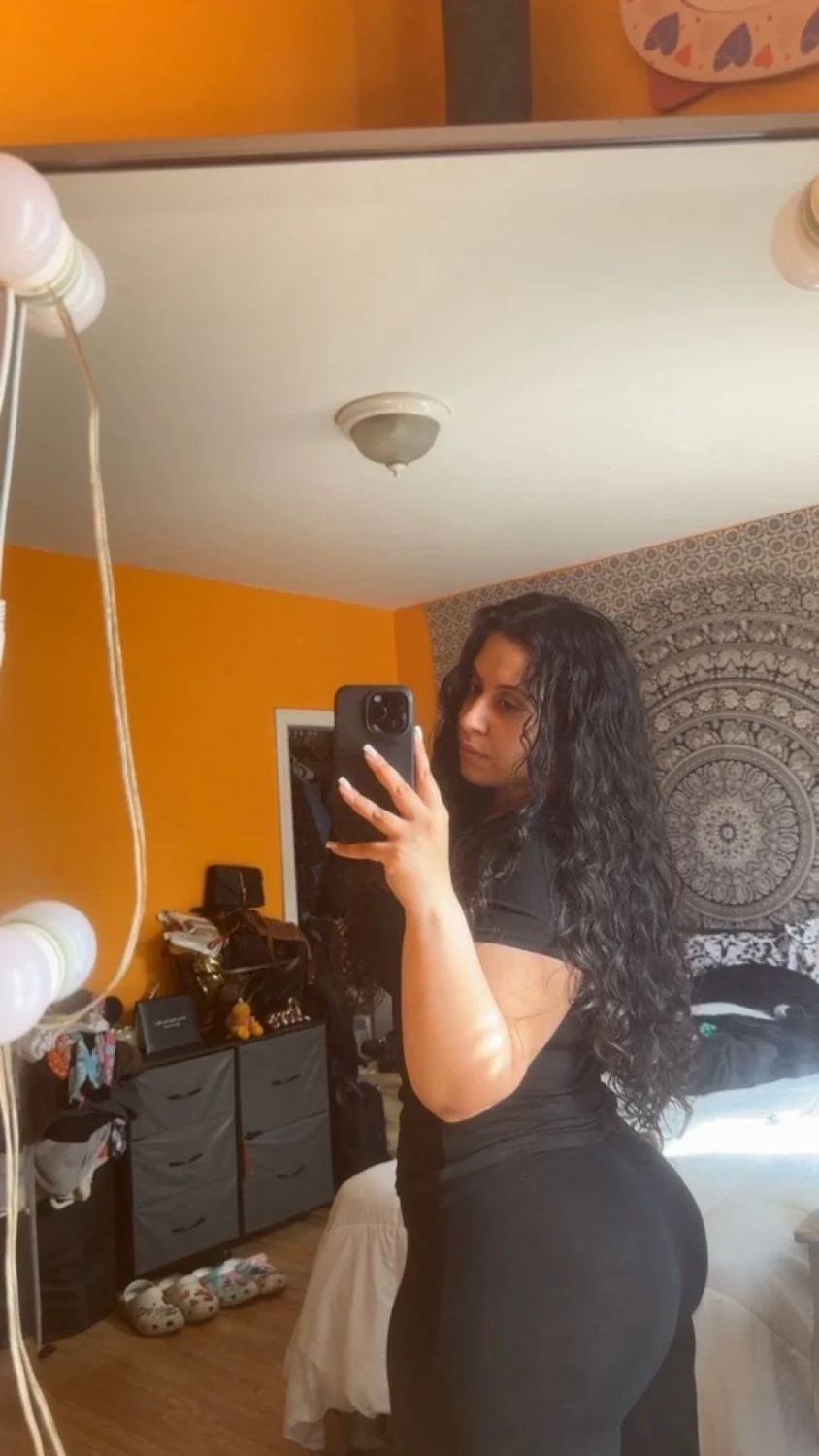Latina image 4