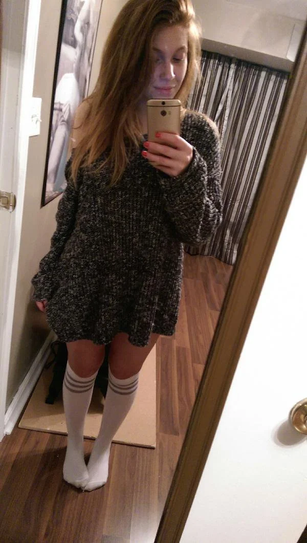Sexy random mirror pics image 3
