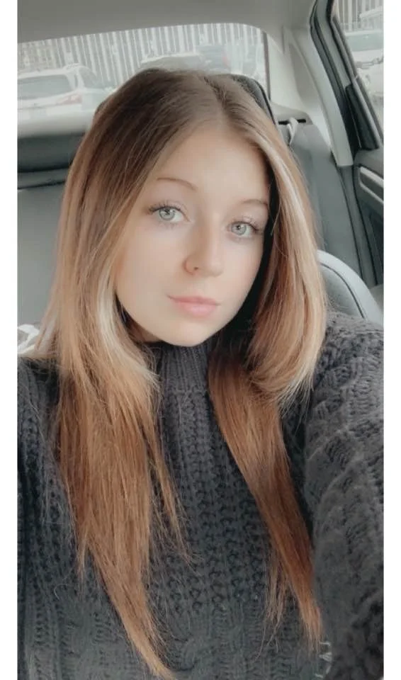 Grace’s pathetic brother loves cuming to her ass and thinks you should too image 15