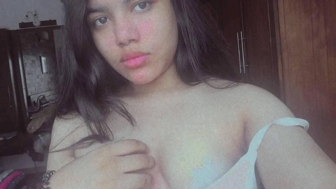 Ex novia morena tetona image 17