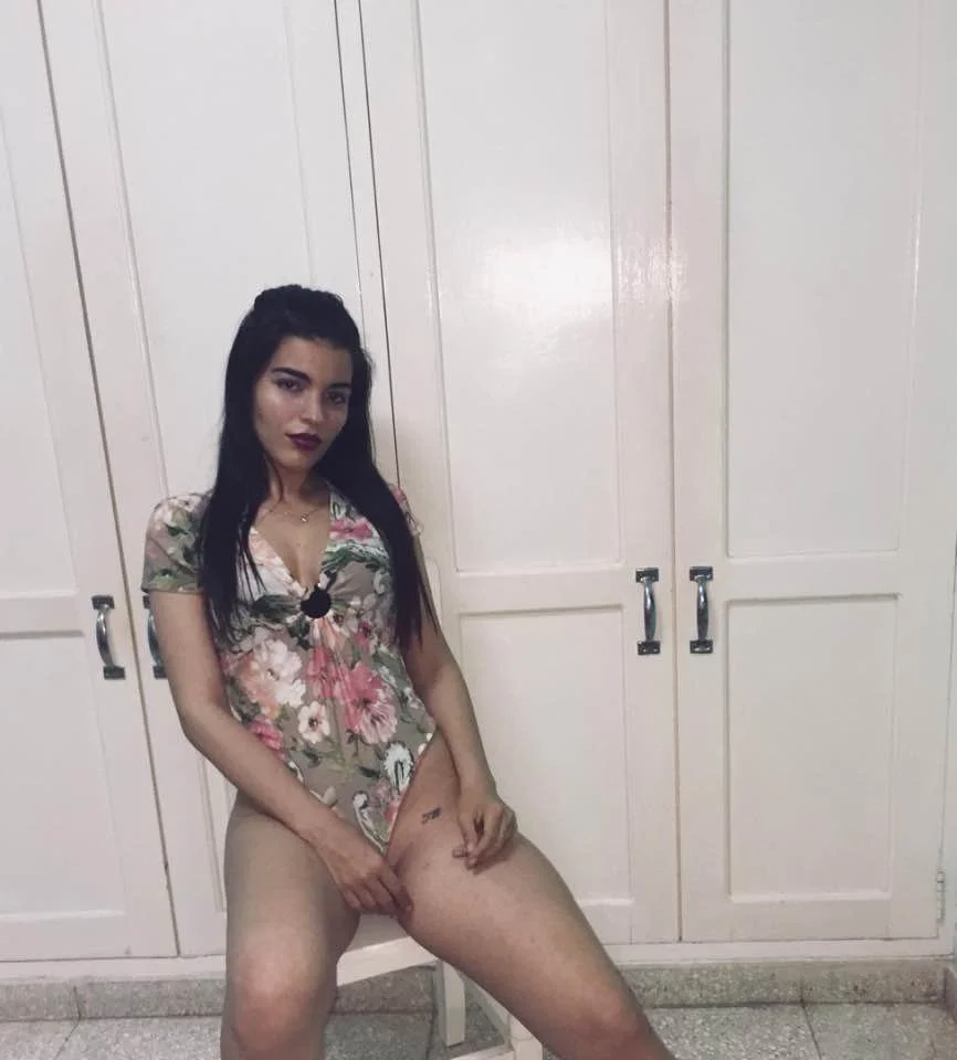 Cuban kik slut Milena, 26 FL, loves taking nudes image 5