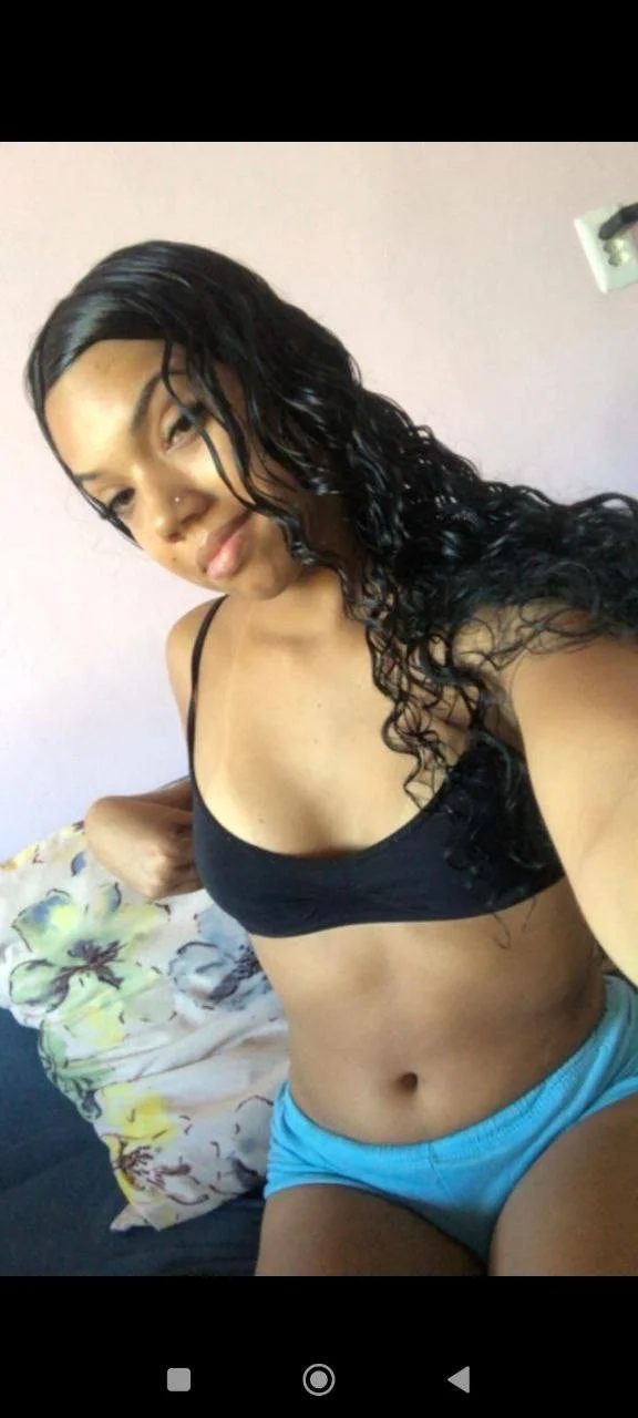 Yasmin a Putinha Vazada image 17