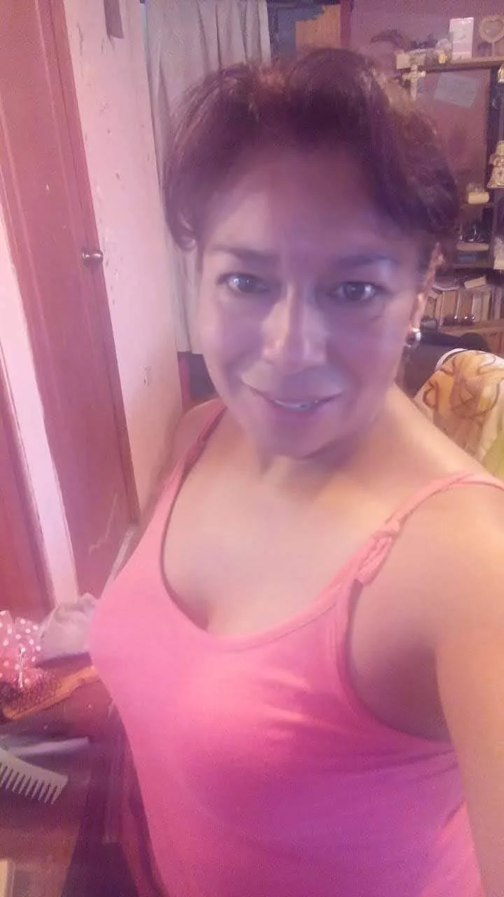 Ana la tía y primera putita de las jiménez image 34
