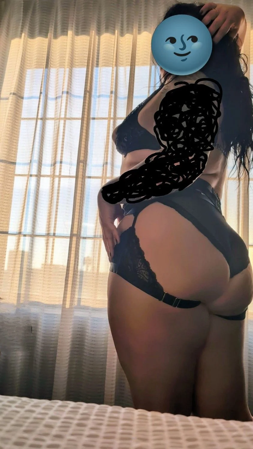Out Of This World Ass With A Pussy So Wet image 17