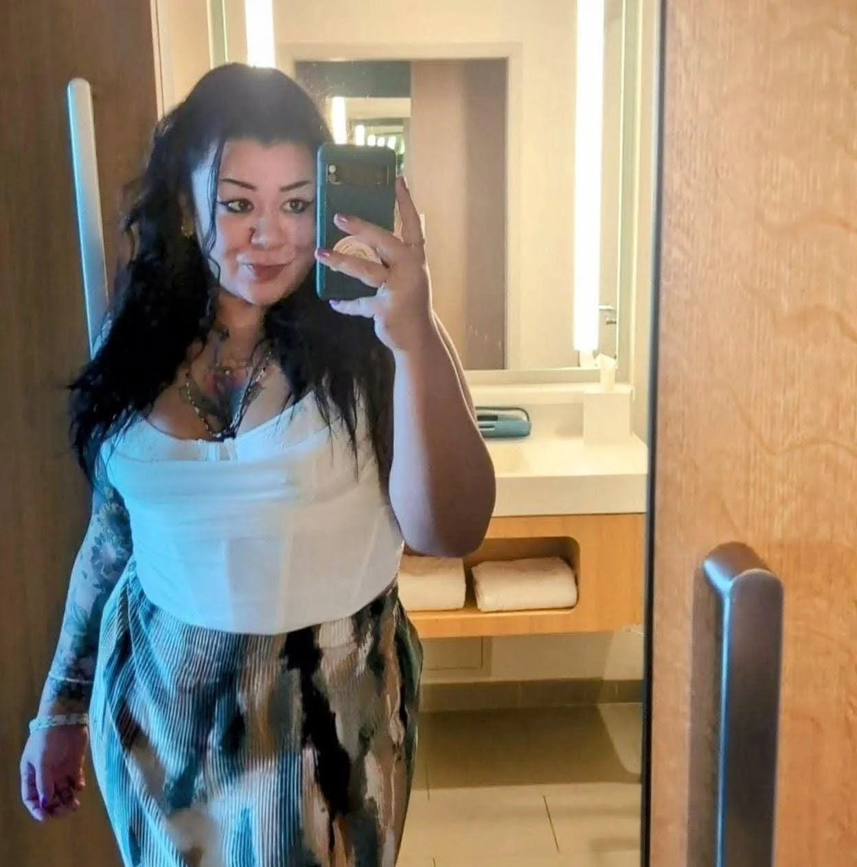 Out Of This World Ass With A Pussy So Wet image 4