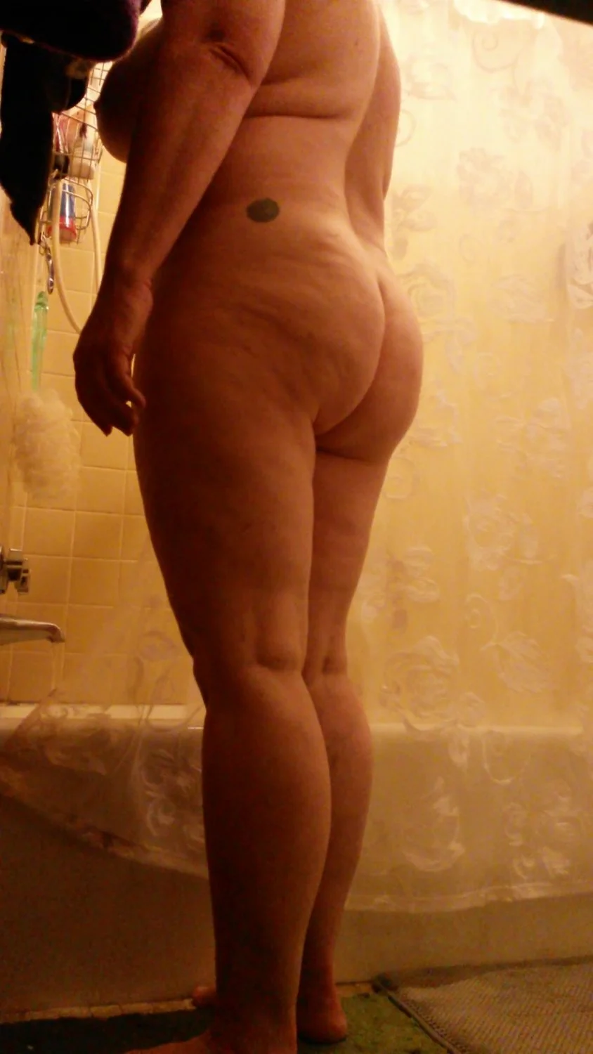 Big tit wife bathroom spy image 3