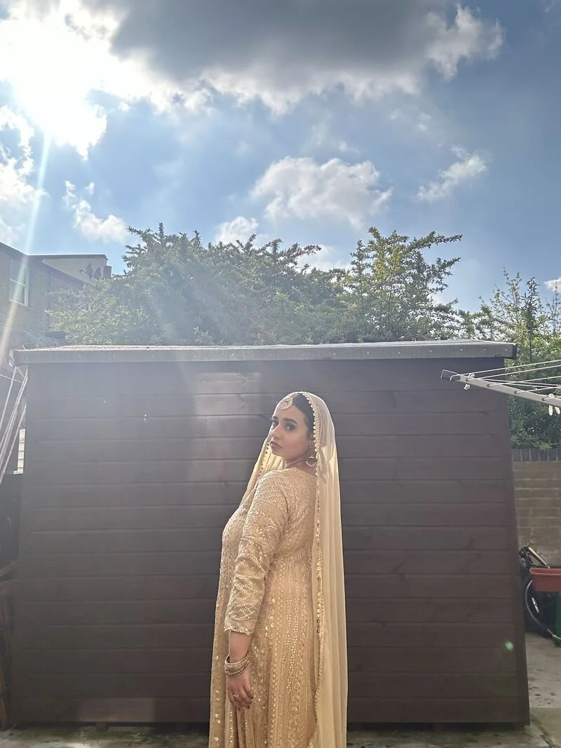 Bengali Girl from UK image 3