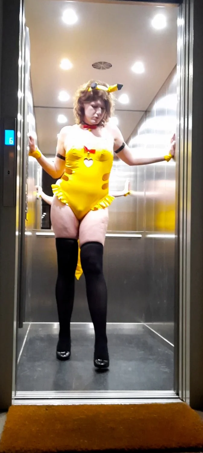 German Femboy Misty Bunny Suit Cosplay image 6