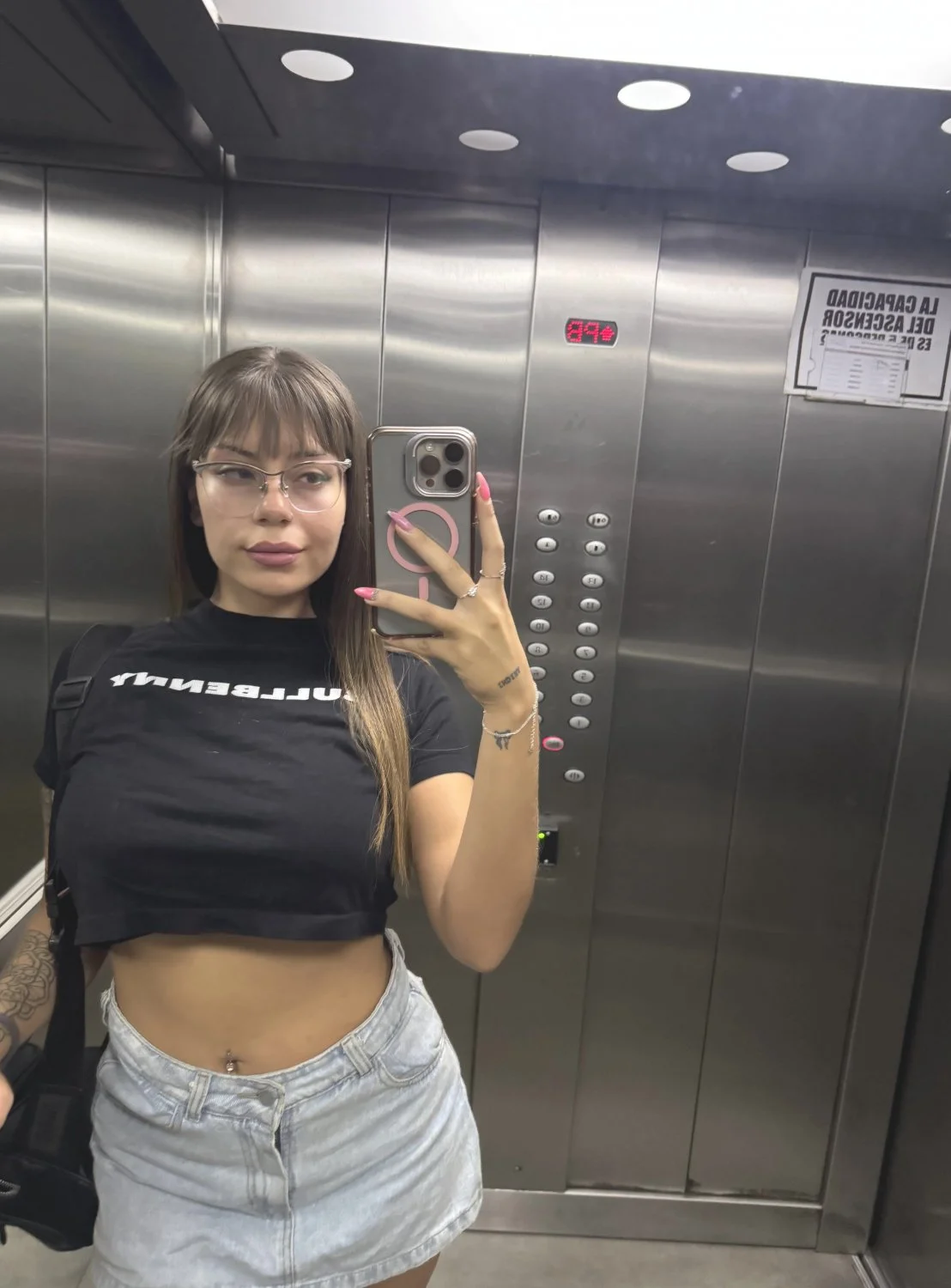 I like to be horny and cum-hungry image 2
