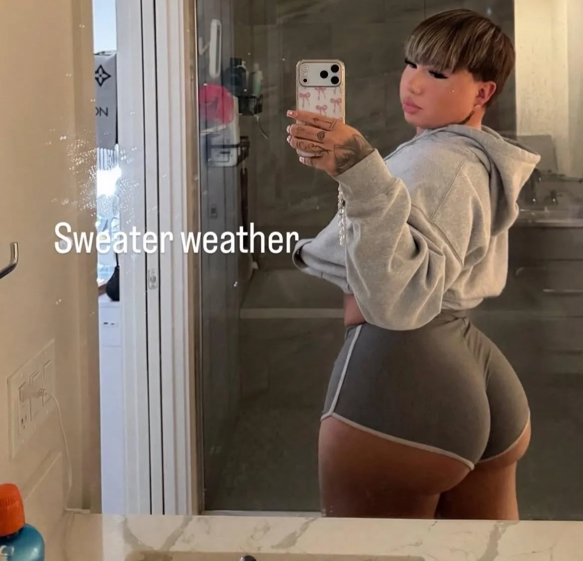 Playboyzach image 5