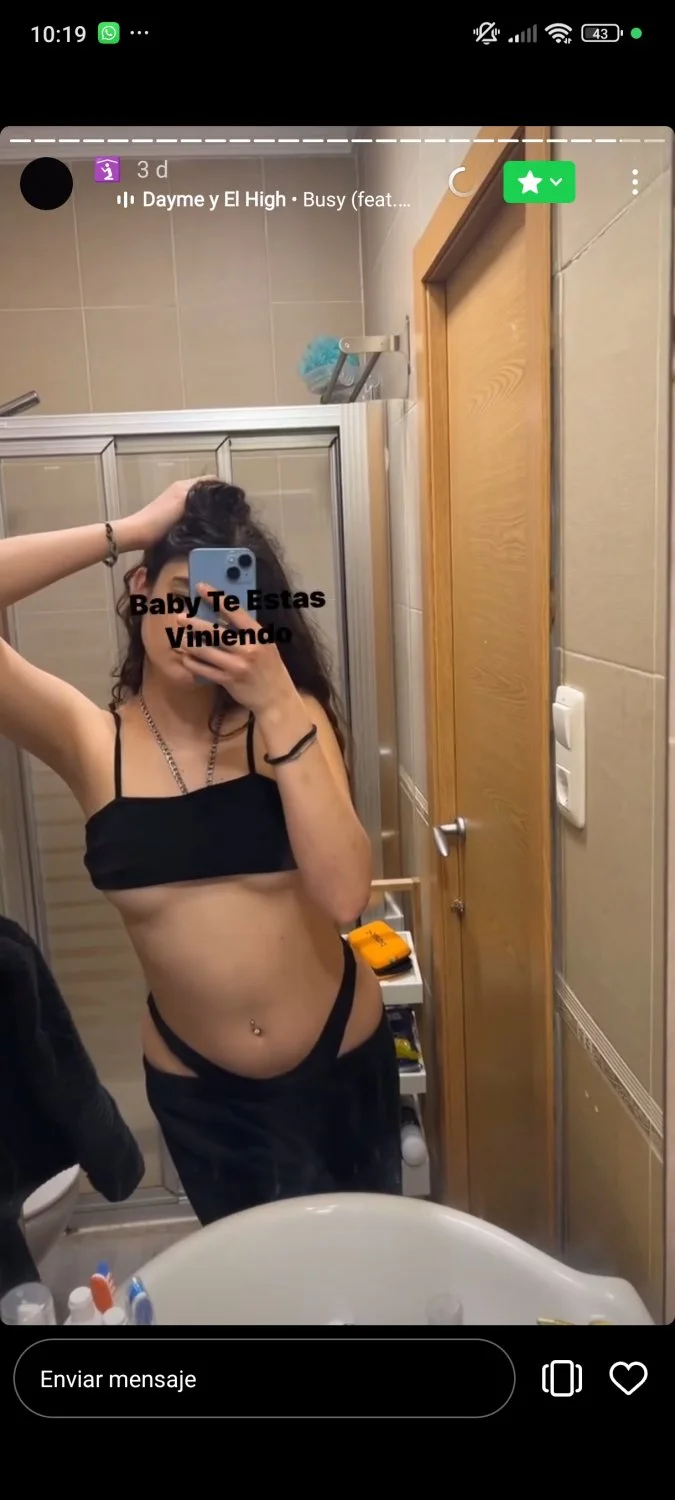 Instagram girl close Friends image 6