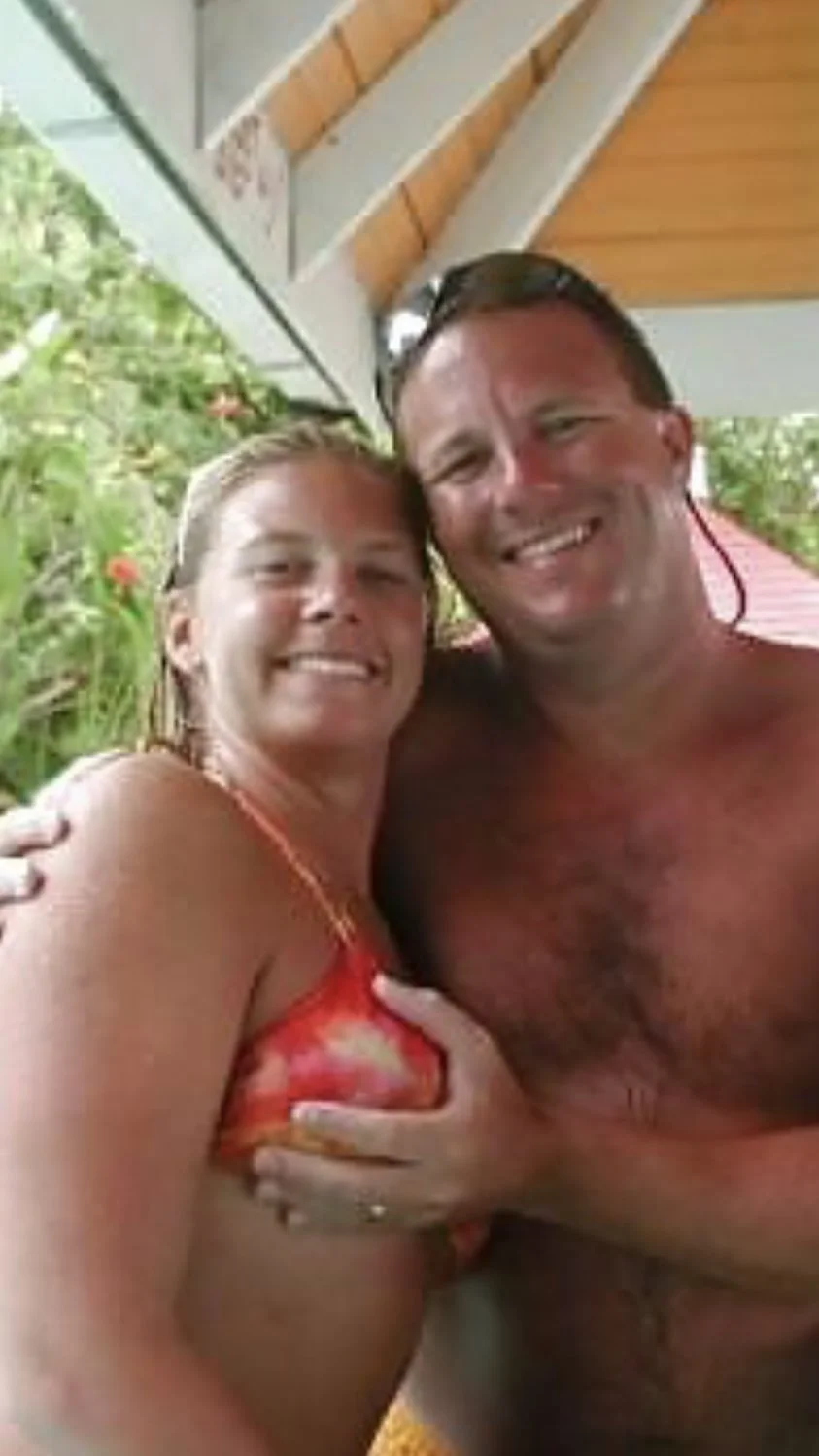 Worlds hottest and most sturdiest MILF. Those new gigantic calcium cannons🔥🔥🤤🤤 image 3
