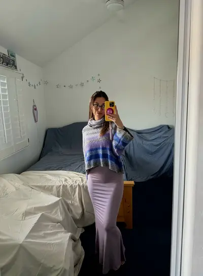 Feeling wild, and all alone in the room, wanna join cover image