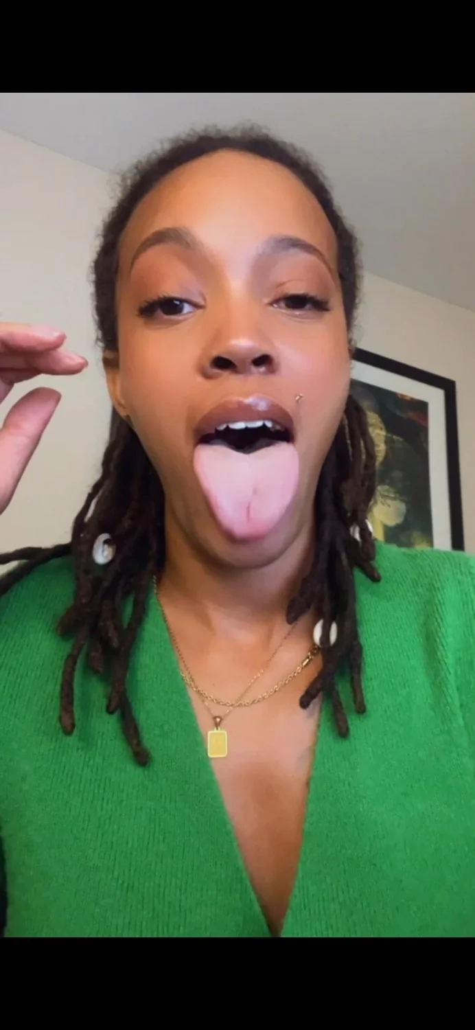 Dyke with big mouth for big dicks image 2