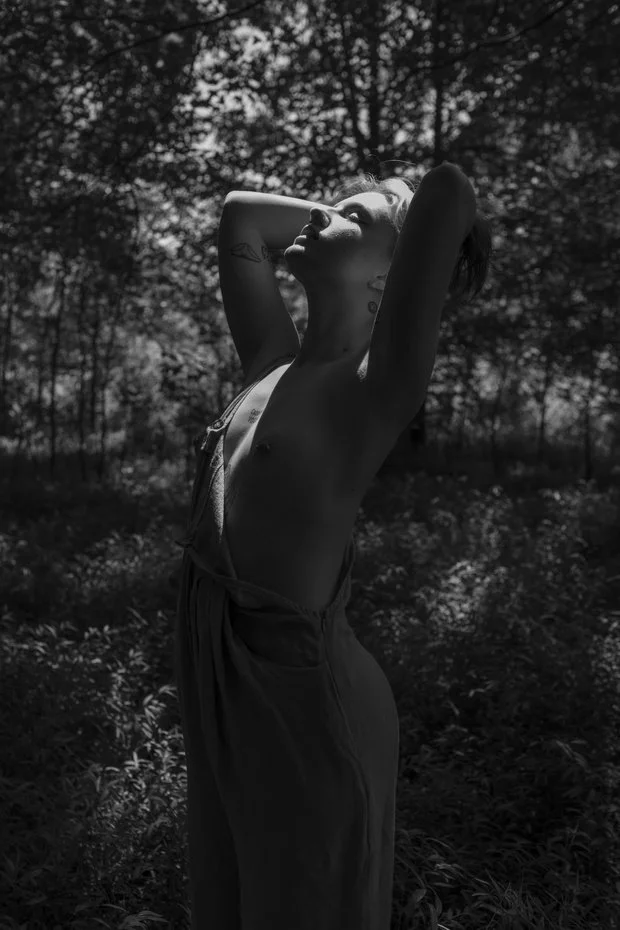 Chloe Boudoir image 40