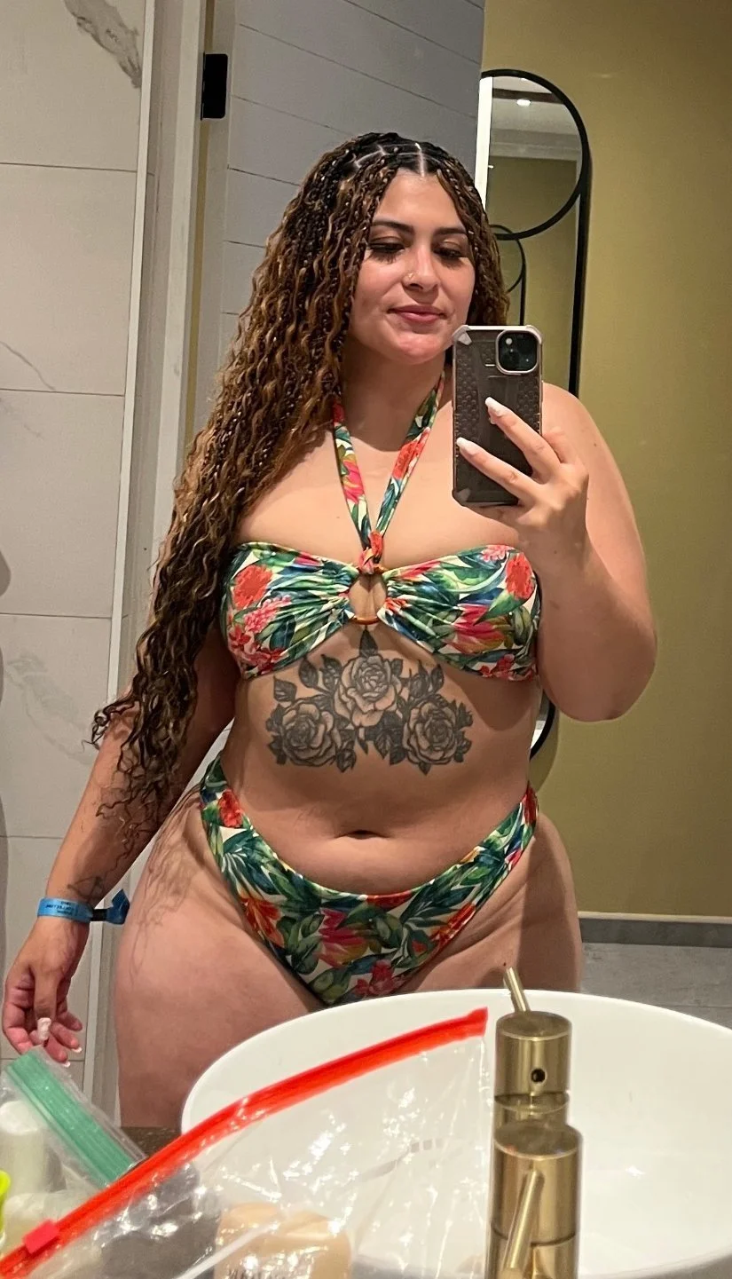 His wife’s sister who he’s ready to risk it all 😈 | He is so obsessed with her image 16