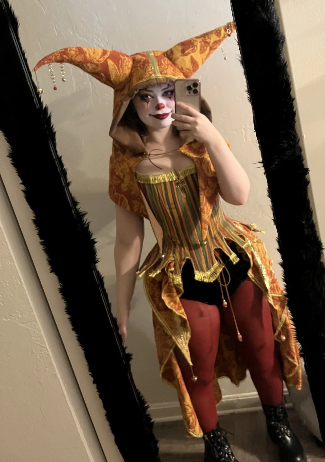 Cutest clown girl p1 image 43