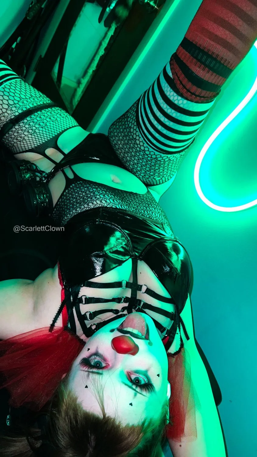 Cutest clown girl p1 image 44