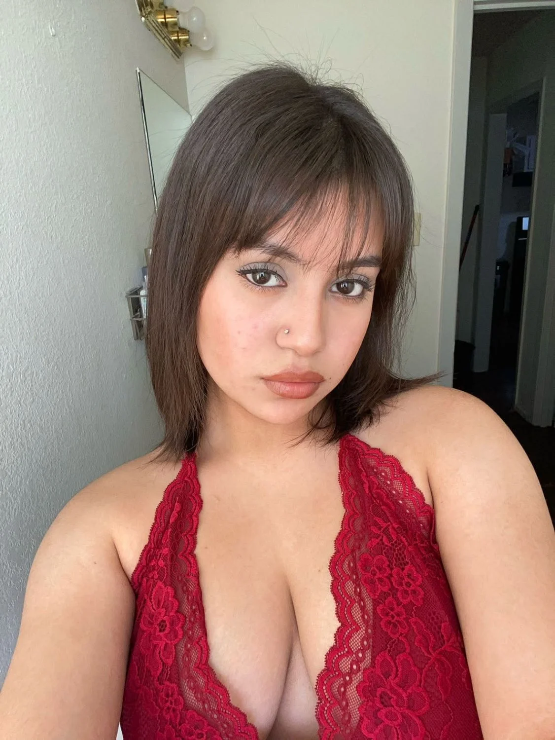 mel busty 18 year old latina from Austin main image