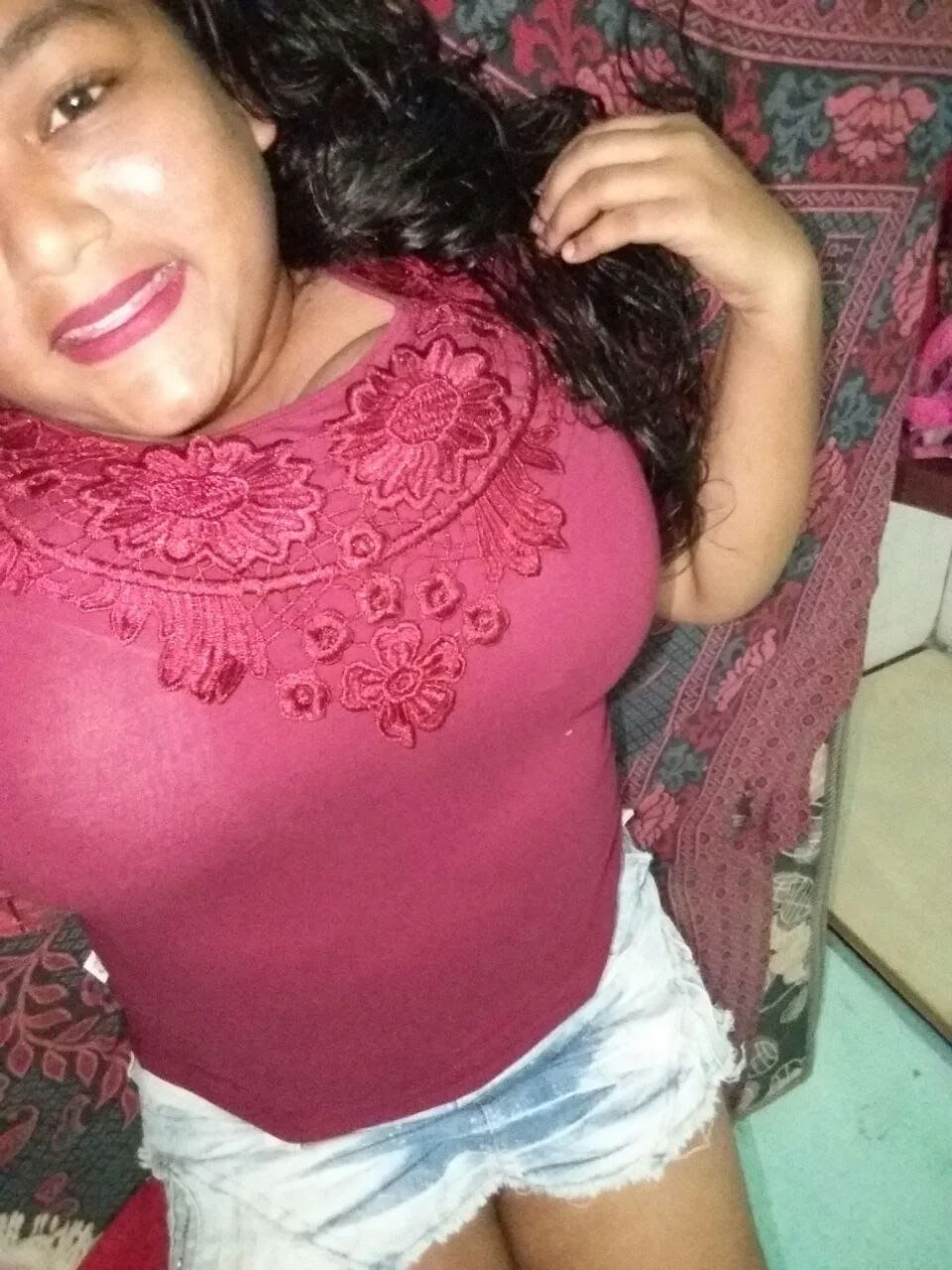 Casada gordinha dos peitos enormes vazada pelo corno image 12