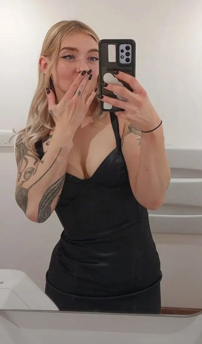 blonde slut Rosalee from Norwich, UK image 2