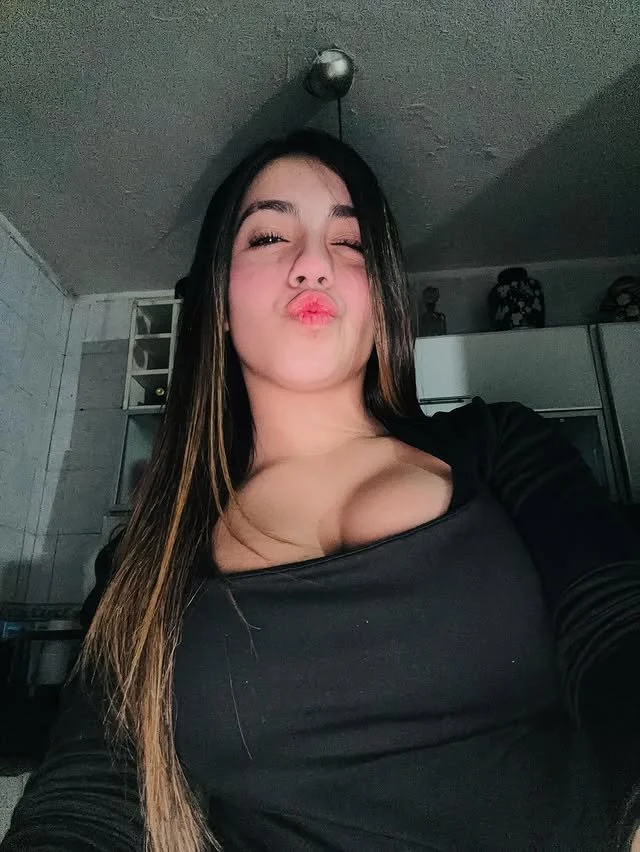 tetona abri reposteen y suban las fotos image 3