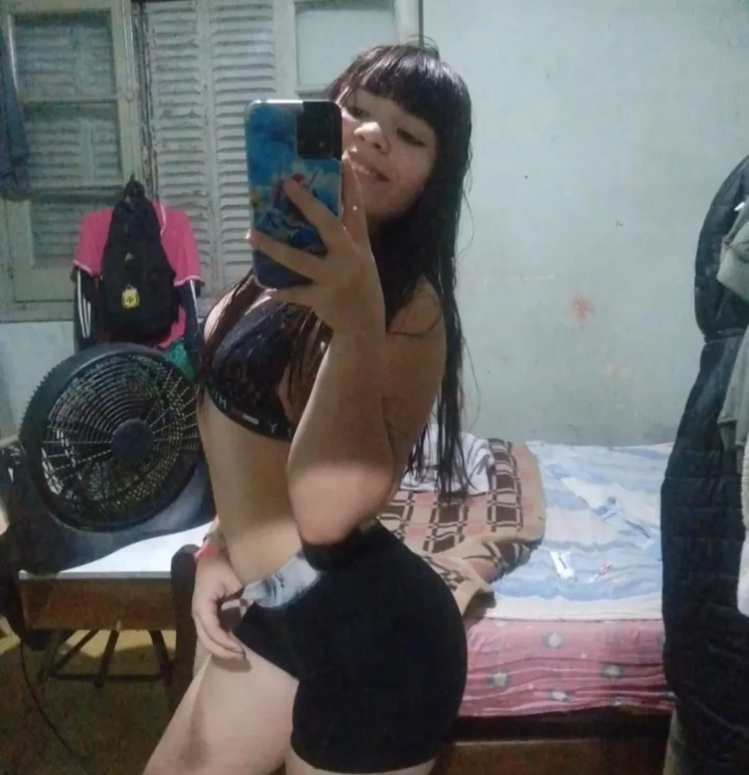 Putita con buen ogt de pergamino 🥵🫣 image 3