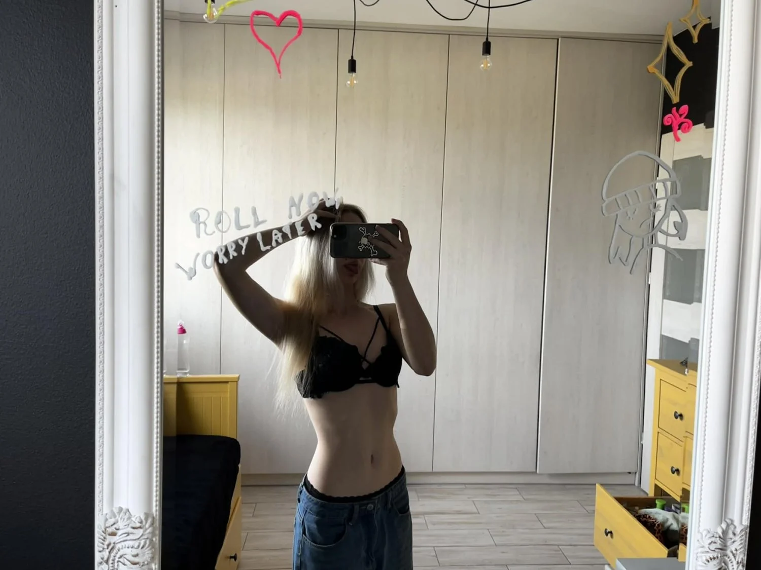 Suzi is an 18 yo webslut that seeks attention from older men image 9