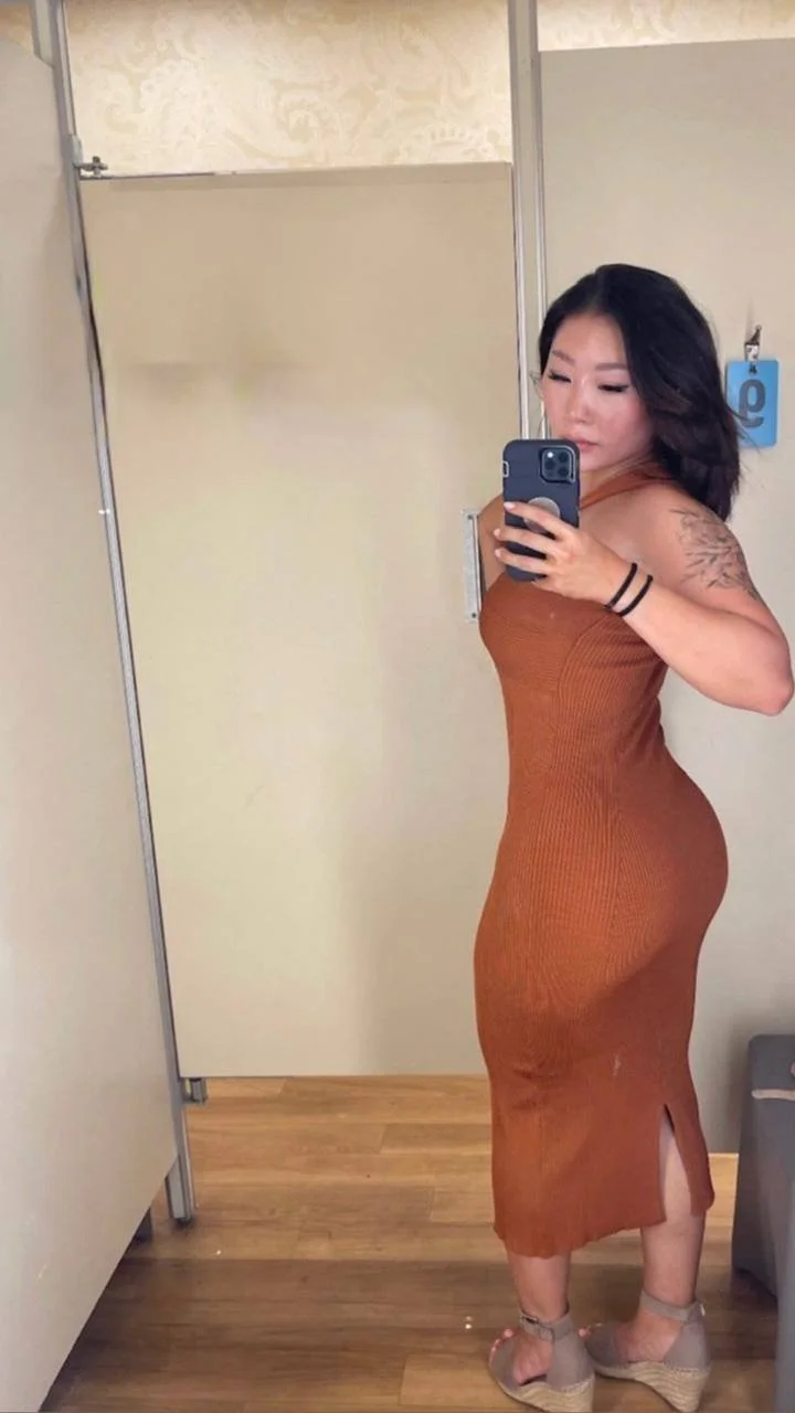 Incredible Tits and Pussy Sexy Asian Babe ABG image 6