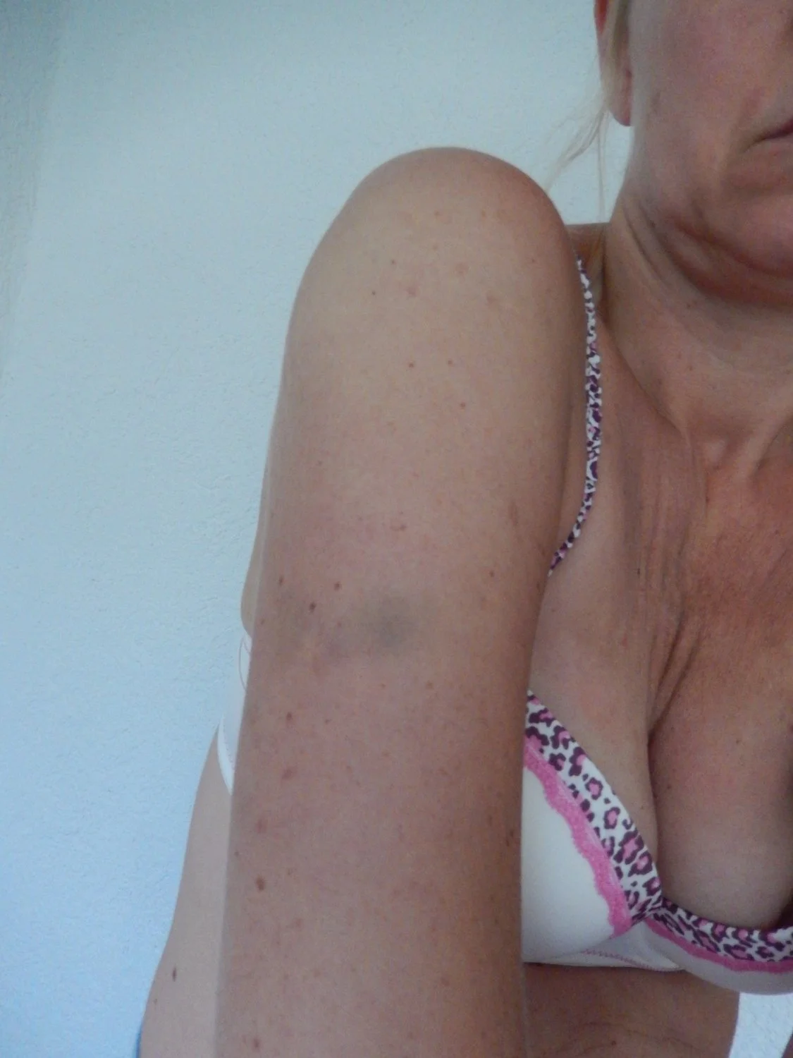 Sexy Blonde Milf (3/6) image 12
