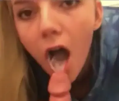 Student blowjob her teacher loira engole porra do professor cover image