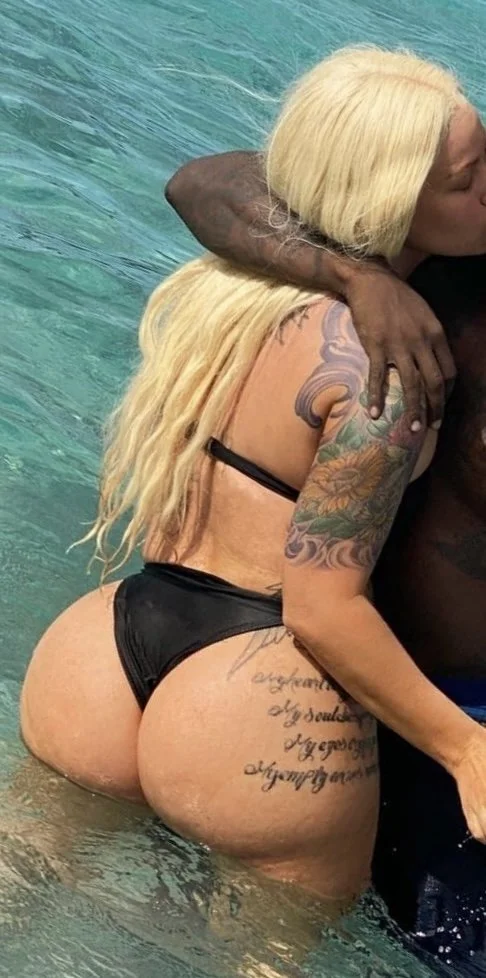 Big booty Florida milf Amber Watkins image 49