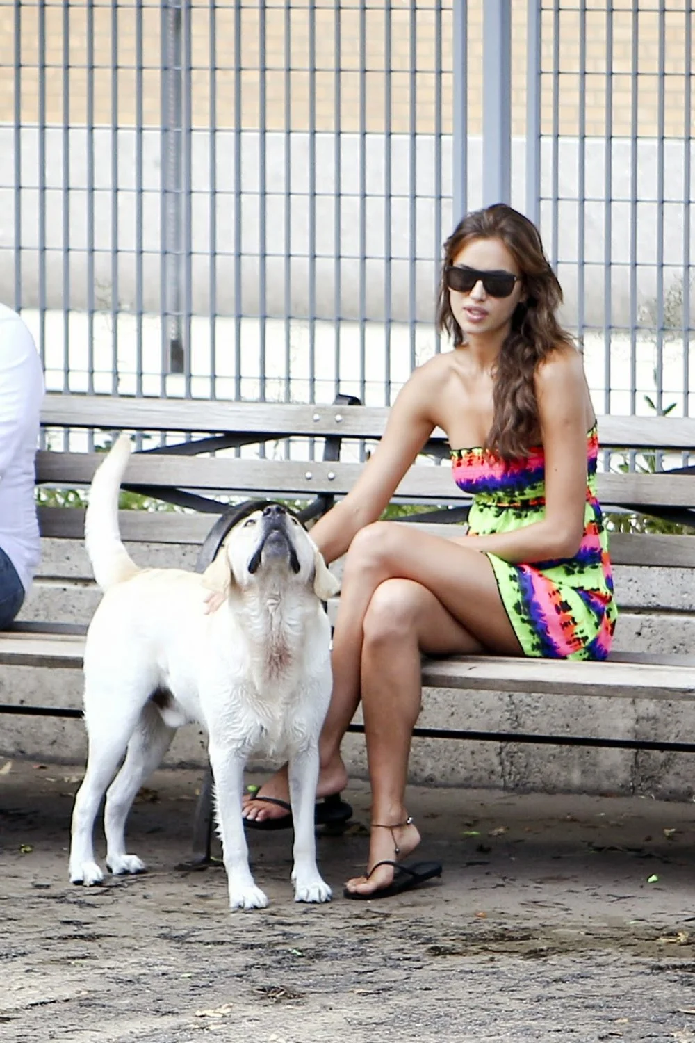 Irina shayk sexy feet Havaianas flip flops main image