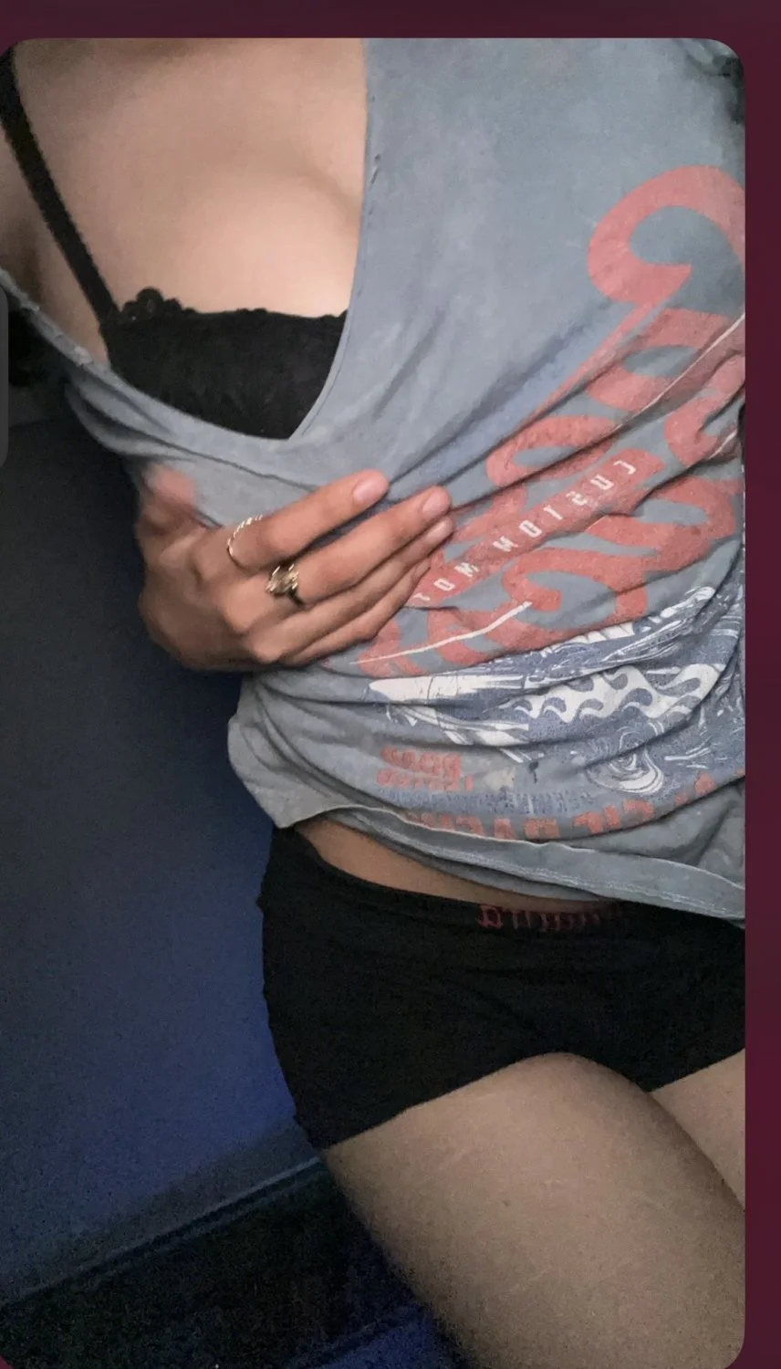 search search Latina gf leaked image 8