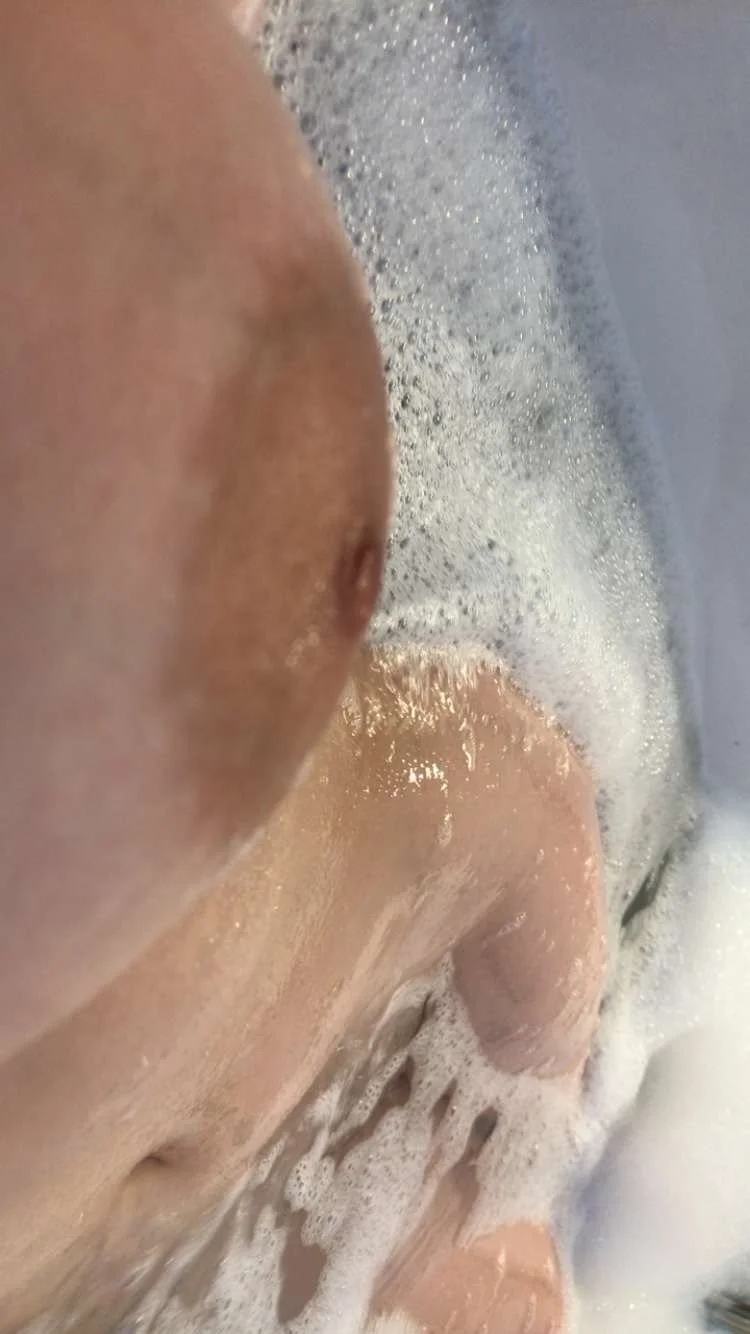 Snap Slut Shower nudes leak image 2