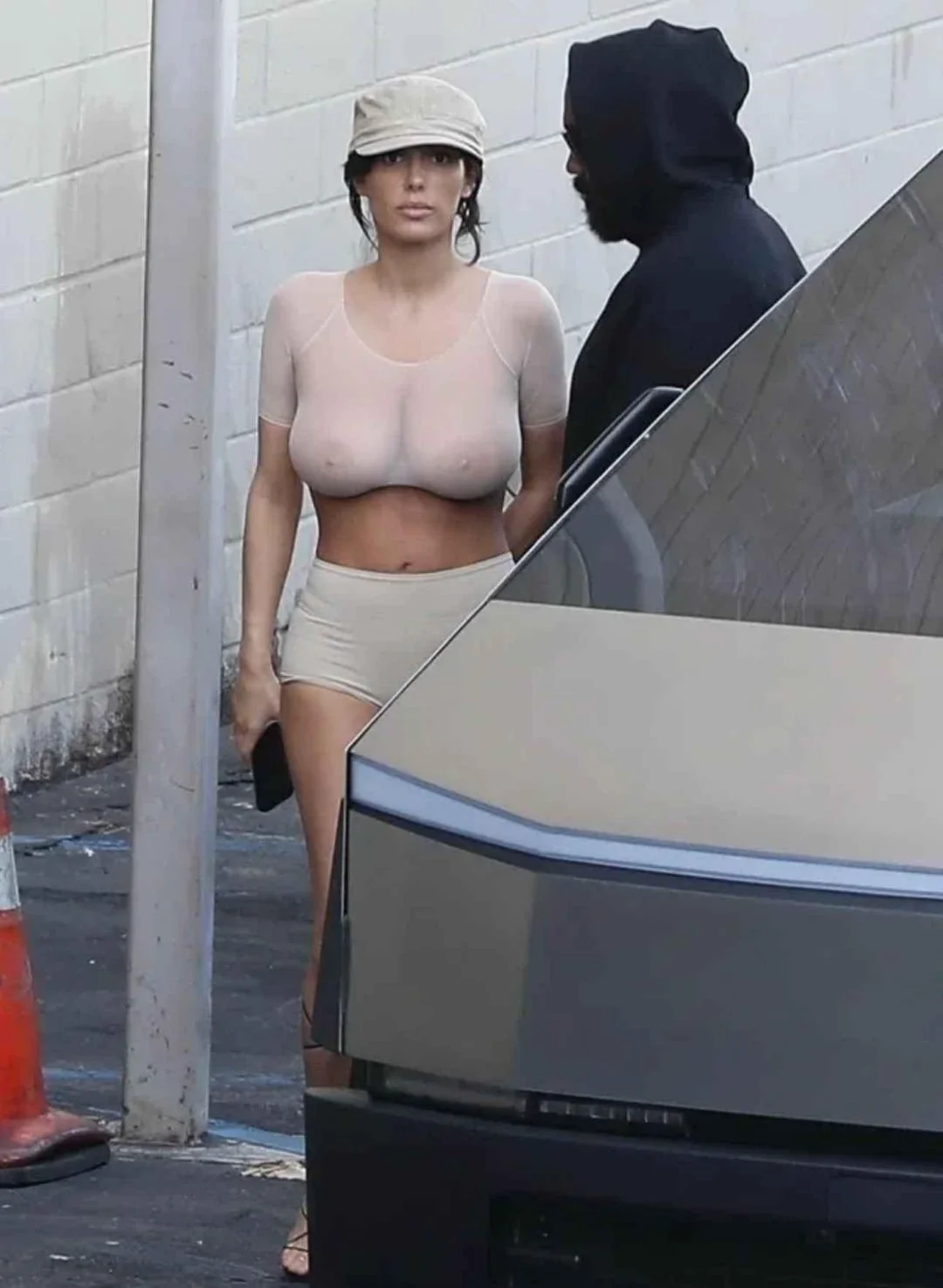 Kanye West bitch image 10