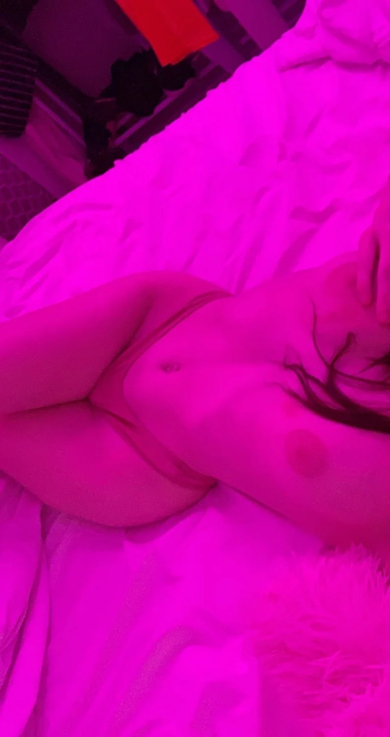 this horny teen needs a sugardaddy image 3