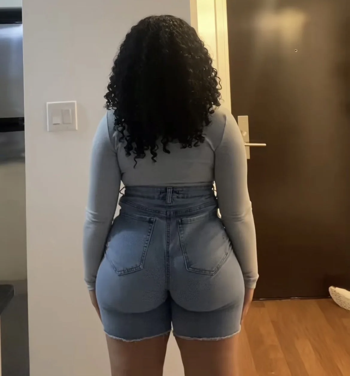 Thick Dominican Baddie pt2 image 3