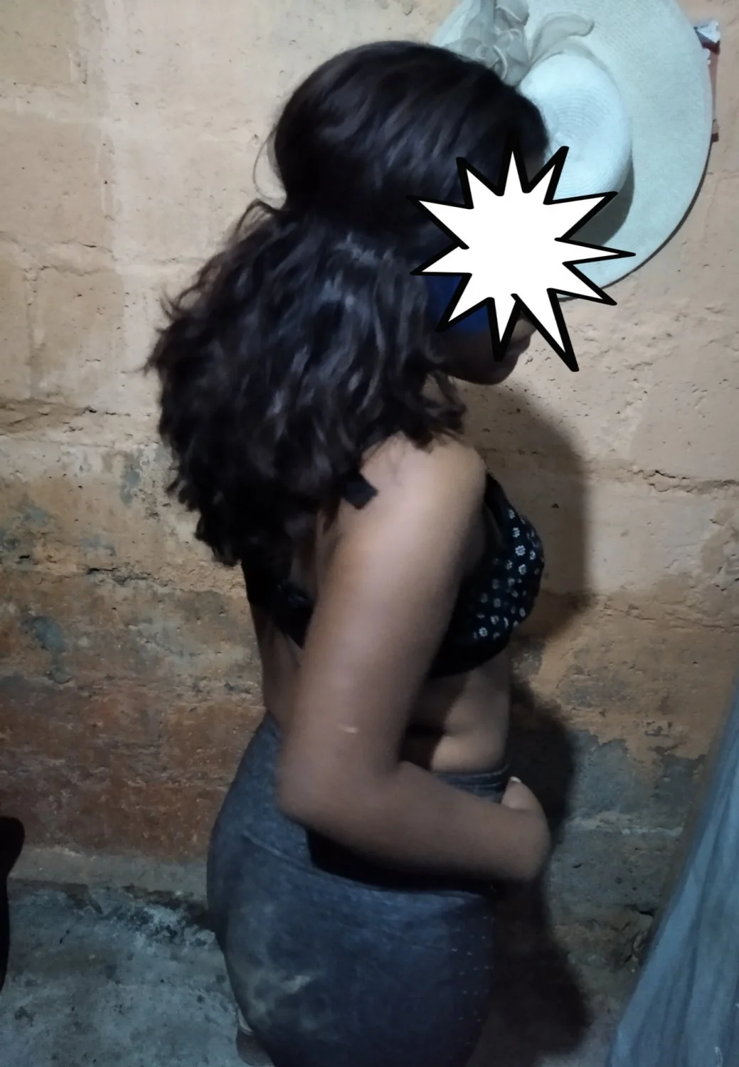 Una putipobre reputa image 6