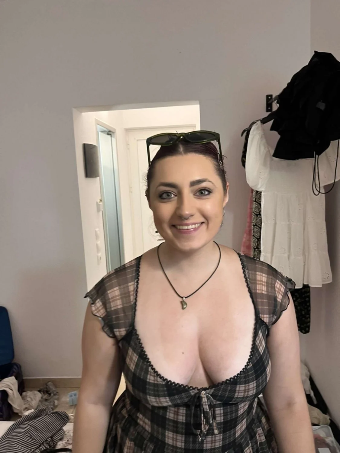 Redhead UK gf loves showing off image 3
