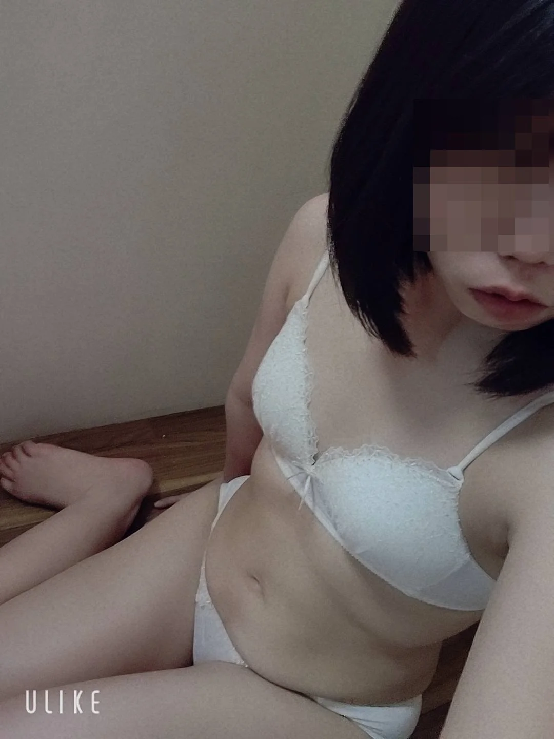 貧乳剛毛がバレた人妻M image 2