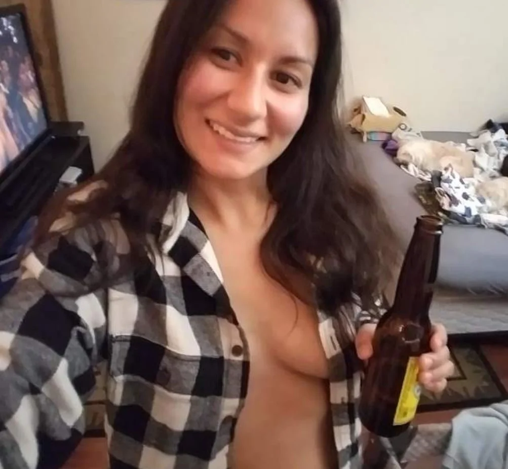 Latina mama loves her facial image 7