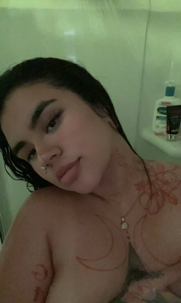 Thick Ass Latina Baddie image 3