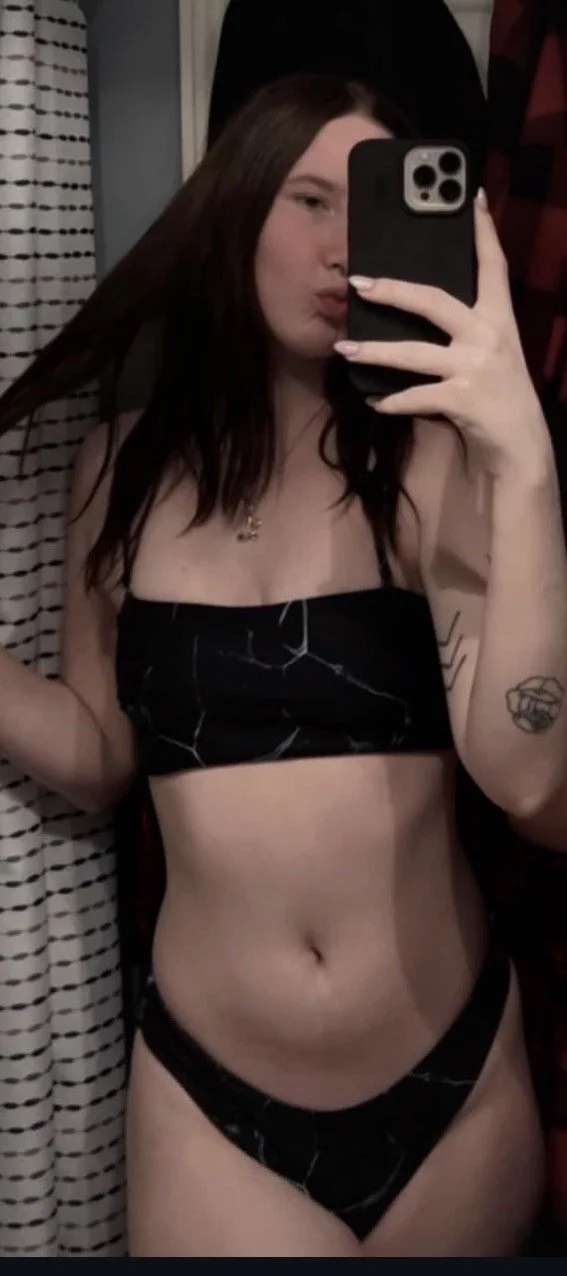 Go let “nova” know she needs to be a stripper again instead of nurse image 3